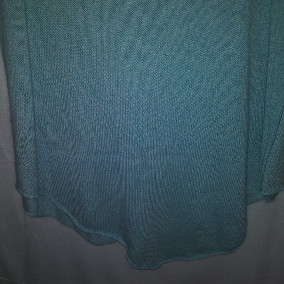 The Limited Baby Blue Tunic Sweater. - Picture 3 of 7